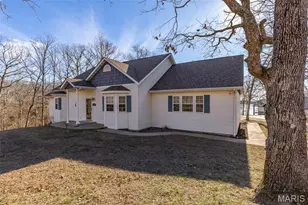 10021 Debbie Pl, Bonne Terre, MO 63628 - Photo 2