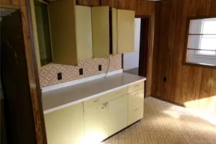 1106 W Centennial, Bowling Green, MO 63334 - Photo 12