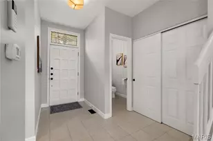 112 W Pine Pl, Saint Louis, MO 63108 - Photo 4