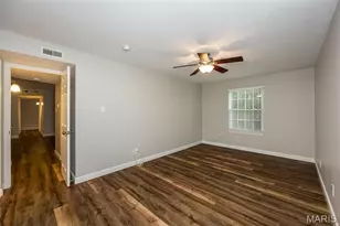 2323 Manor Grove Dr, Chesterfield, MO 63017 - Photo 14