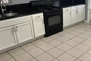 3651 Winnebago St, Saint Louis, MO 63116 - Photo 6