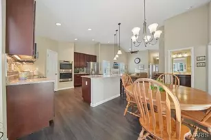 16164 Amber Vista Dr, Ballwin, MO 63021 - Photo 8