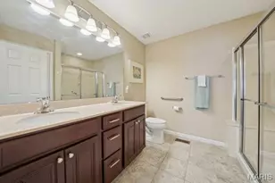 16164 Amber Vista Dr, Ballwin, MO 63021 - Photo 14