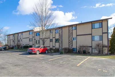 78 Lemans Court #78, Lake Saint Louis, MO 63367 - Photo 2