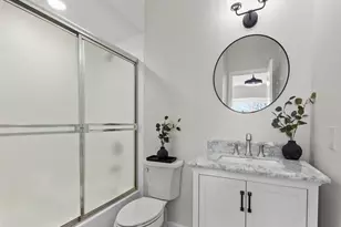 526 Sarah Ln, Creve Coeur, MO 63141 - Photo 16