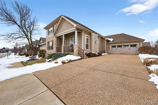 538 Triton Wy Dr, Ballwin, MO 63011 - Photo 2