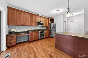 538 Triton Wy Dr, Ballwin, MO 63011 - Photo 12