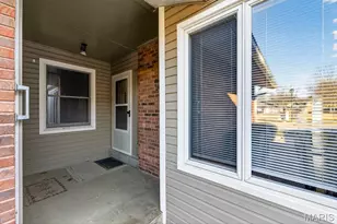 2466 Fox Bridge Ct, Lake Saint Louis, MO 63367 - Photo 4