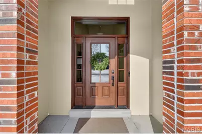 15 Lawrence Drive, Creve Coeur, MO 63141 - Photo 4