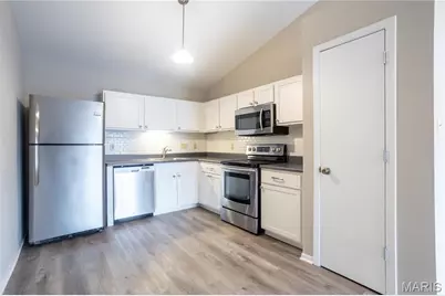 7410 Triwoods Drive #I, Saint Louis, MO 63119 - Photo 6