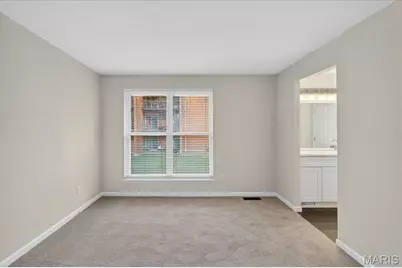 1977 Hunting Lake Court #1977, Kirkwood, MO 63122 - Photo 28