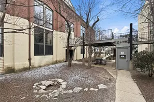 1523 S 10th St, Saint Louis, MO 63104 - Photo 14