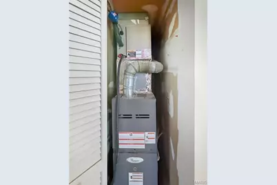 1523 S 10th Street #215, Saint Louis, MO 63104 - Photo 12