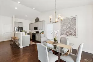 1675 Ridgefield Blf Ct, Eureka, MO 63025 - Photo 8