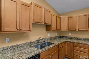 313 Shadow Trace Dr, Wentzville, MO 63385 - Photo 22