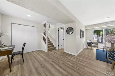 11018 Whitehall Manor Drive, Bridgeton, MO 63044 - Photo 6