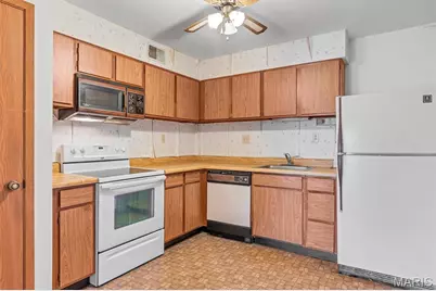 12812 Portulaca Drive #I, Saint Louis, MO 63146 - Photo 4