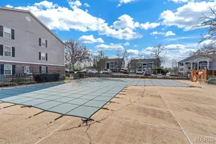 12812 Portulaca Dr, Saint Louis, MO 63146 - Photo 8