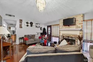 2320 Cherry Ln, Florissant, MO 63033 - Photo 6