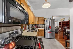 2320 Cherry Ln, Florissant, MO 63033 - Photo 8