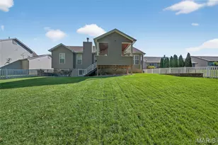 253 Lonepine Dr, Wentzville, MO 63385 - Photo 52