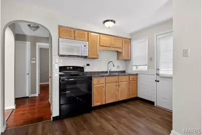 8129 Titus Road, Saint Louis, MO 63114 - Photo 20