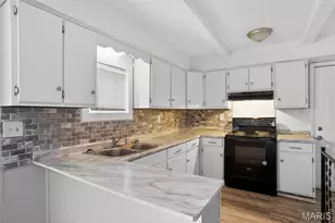 5608 Sapphire Ave, Saint Louis, MO 63136 - Photo 10