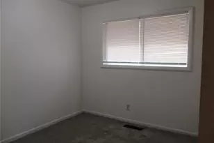 833 Lebon Dr, Saint Louis, MO 63137 - Photo 6