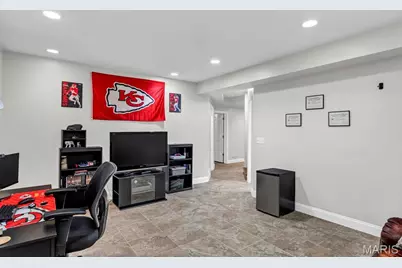 1011 Hawks Landing Drive, Lake Saint Louis, MO 63367 - Photo 38