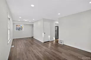 437 Lanark Rd, Saint Louis, MO 63137 - Photo 6