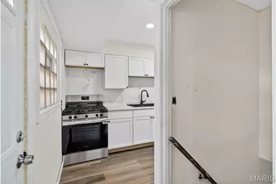 437 Lanark Road, Saint Louis, MO 63137 - Photo 10