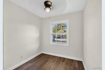 437 Lanark Road, Saint Louis, MO 63137 - Photo 14