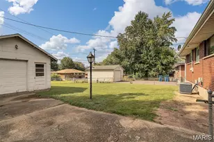 1136 Cove Ln, Saint Louis, MO 63138 - Photo 14