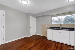 1136 Cove Ln, Saint Louis, MO 63138 - Photo 4