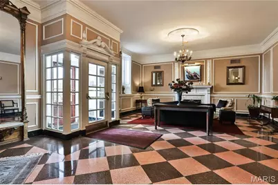 701 S Skinker Boulevard #405, Saint Louis, MO 63105 - Photo 6