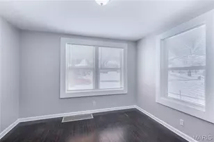 3106 Quiet Ln, Saint Louis, MO 63114 - Photo 12