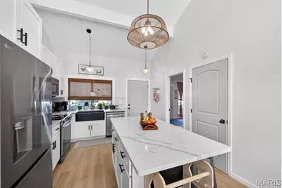 132 Harbor View Drive, Lake Saint Louis, MO 63367 - Photo 4