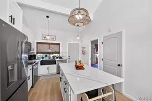 132 Harbor View Dr, Lake Saint Louis, MO 63367 - Photo 4