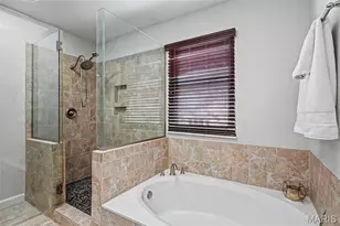 33 Carriage Way W, Saint Peters, MO 63376 - Photo 16