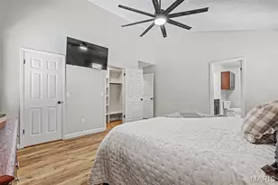 33 Carriage Way W, Saint Peters, MO 63376 - Photo 14