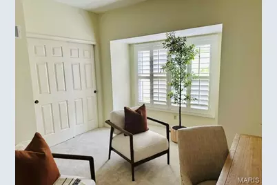 718 Walnut Creek Lane, Town and Country, MO 63017 - Photo 14