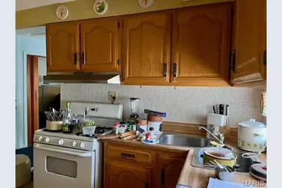 1908 Korando Avenue, Overland, MO 63114 - Photo 6