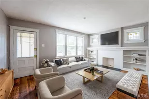 1319 Woodland Dr, Saint Louis, MO 63117 - Photo 2