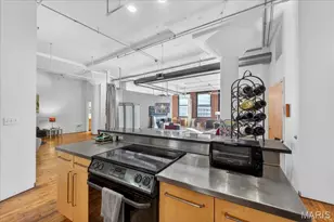 1010 St Charles St, Saint Louis, MO 63101 - Photo 6