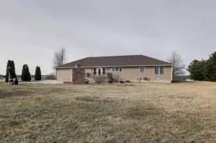 3721 Hawk Point, Palmyra, MO 63461 - Photo 12