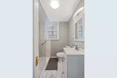 4990 Tholozan Avenue, Saint Louis, MO 63109 - Photo 32