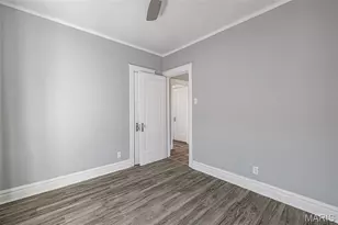 4990 Tholozan Ave, Saint Louis, MO 63109 - Photo 10