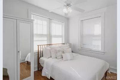 738 Demun, Clayton, MO 63105 - Photo 12