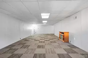 3515 St Catherine St, Florissant, MO 63033 - Photo 22