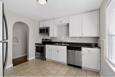 33 S Dellwood Avenue, Saint Louis, MO 63135 - Photo 14